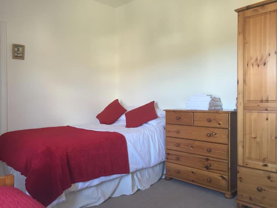 Spacious 5 Large Bedroom Victorian House - Beach 2 Miles Poole Exterior foto